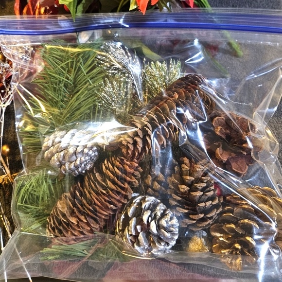 Holiday Craft Supplies Featuring Silk Flowers, Pine Cones And More - Picture 4 of 12